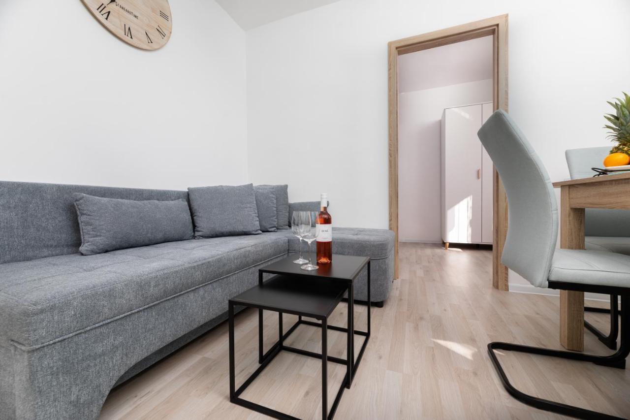 Apartments Aisa* Countryside Holiday Just 500M From The Beach! Krk Town Eksteriør billede