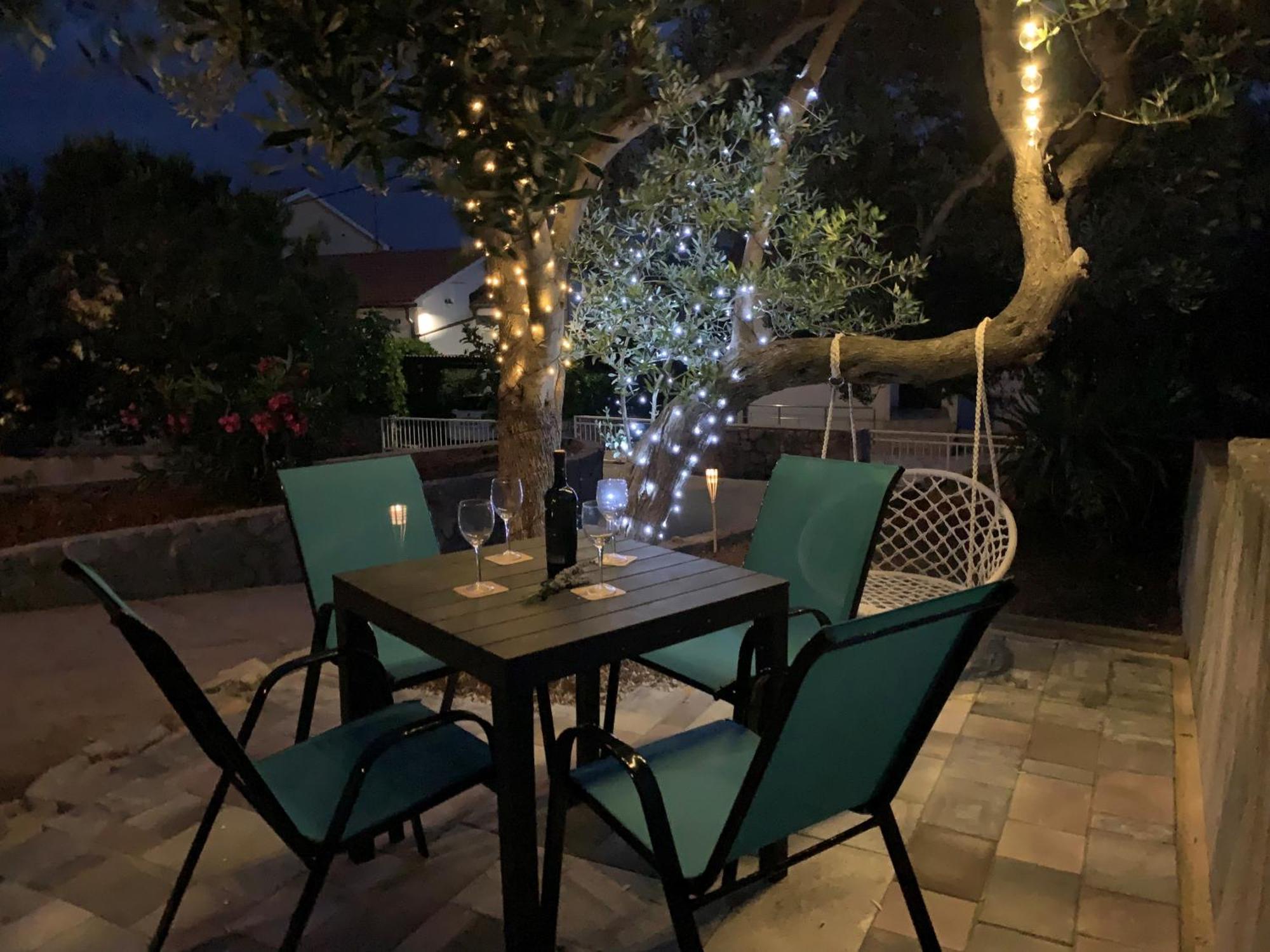 Apartments Aisa* Countryside Holiday Just 500M From The Beach! Krk Town Eksteriør billede